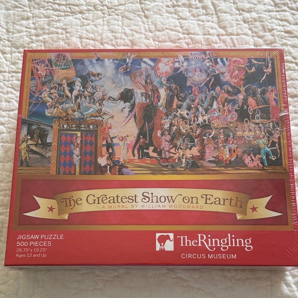 Circus Museum Jigsaw Puzzle - 500 Pieces - Red